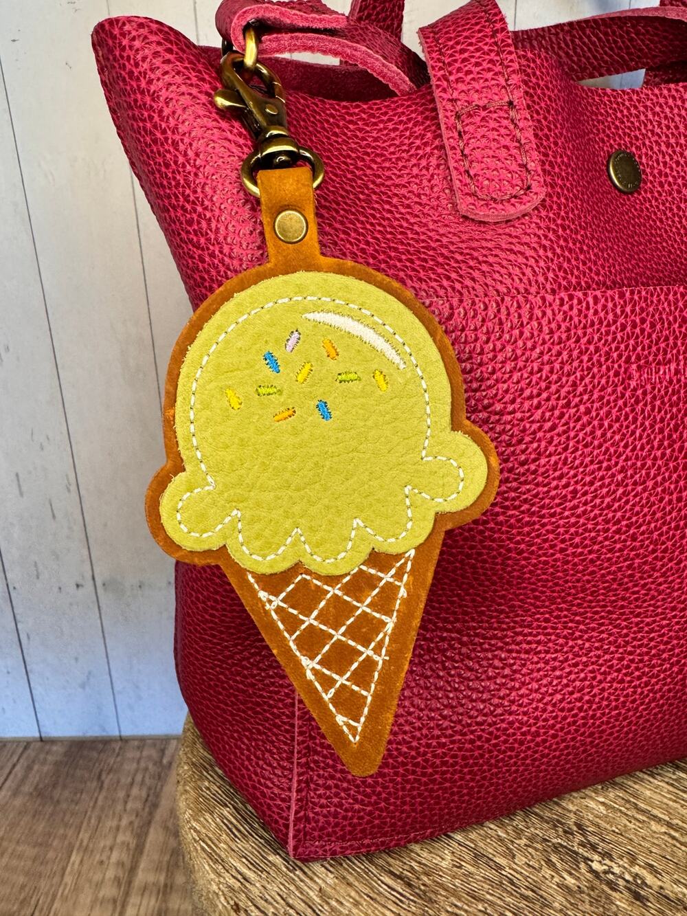 SUGAR SNAP PORTLAND Leather Ice Cream Scoop Purse Charm FAST SHIP PLG KEYCHAIN